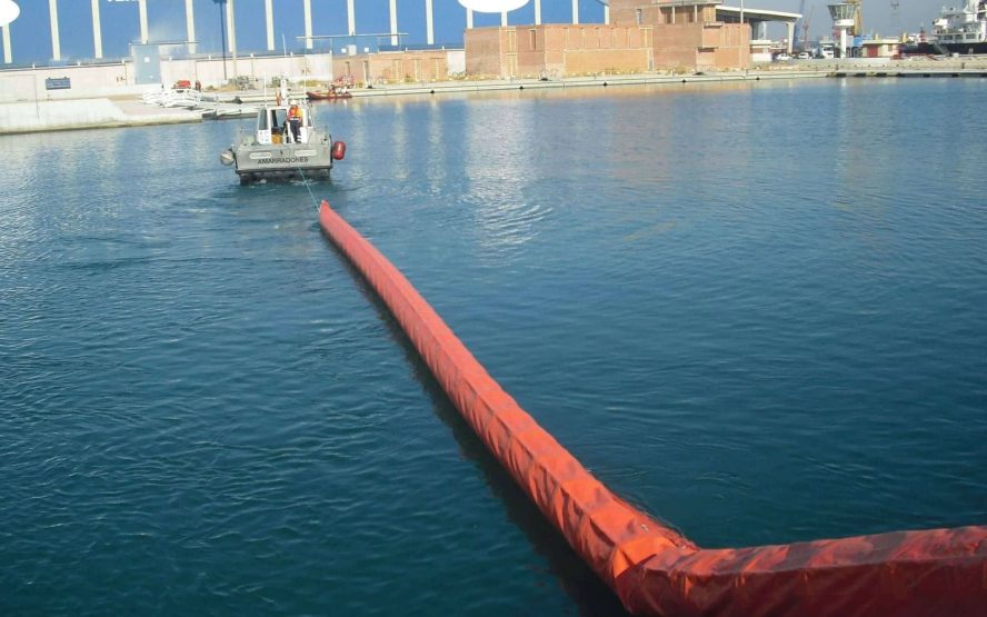 Self inflatable containment boom GRINTEC RAPID